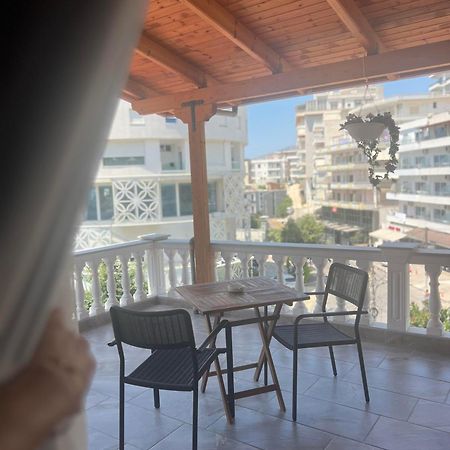 Vila Jon'A Sarande Bagian luar foto